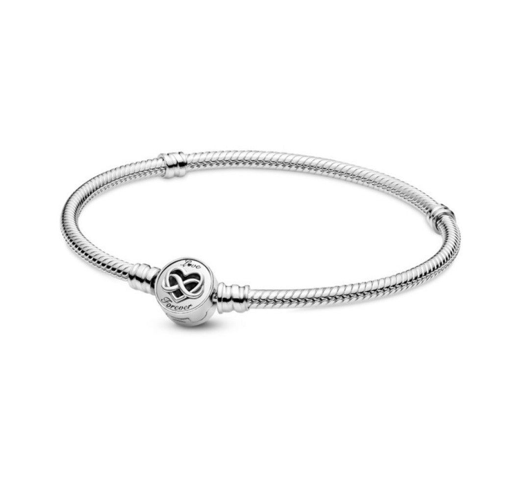 Pulsera Pandora Moments Cadena de Serpiente Cierre Corazón Infinito