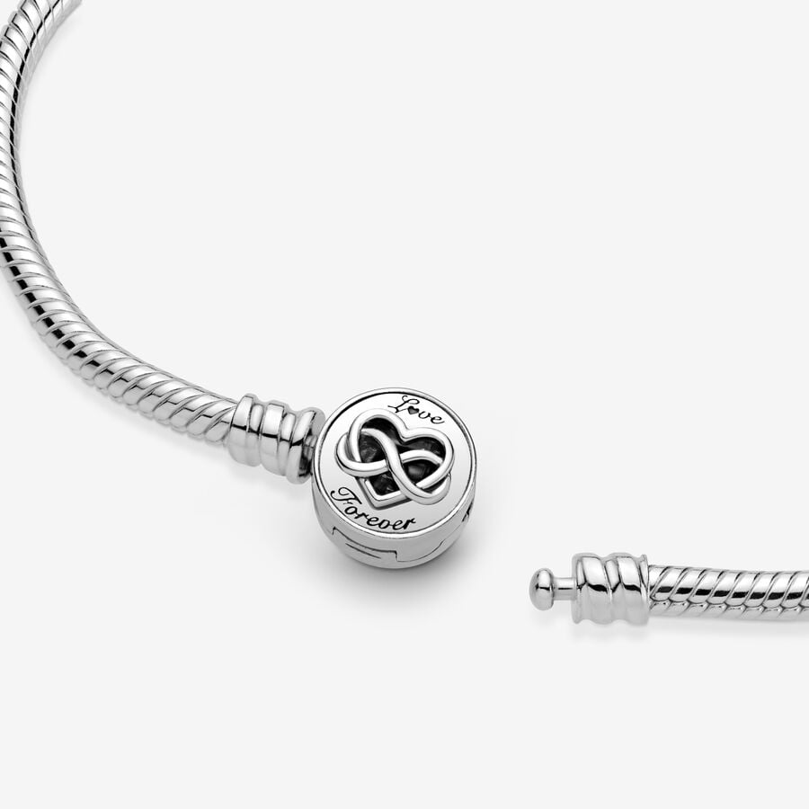 Pulsera Pandora Moments Cadena de Serpiente Cierre Corazón Infinito