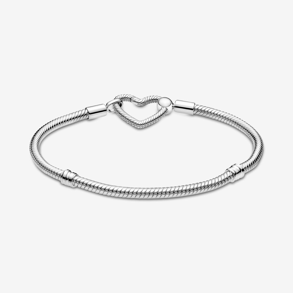 Pulsera Pandora Moments Cadena de Serpiente con Cierre de Corazón